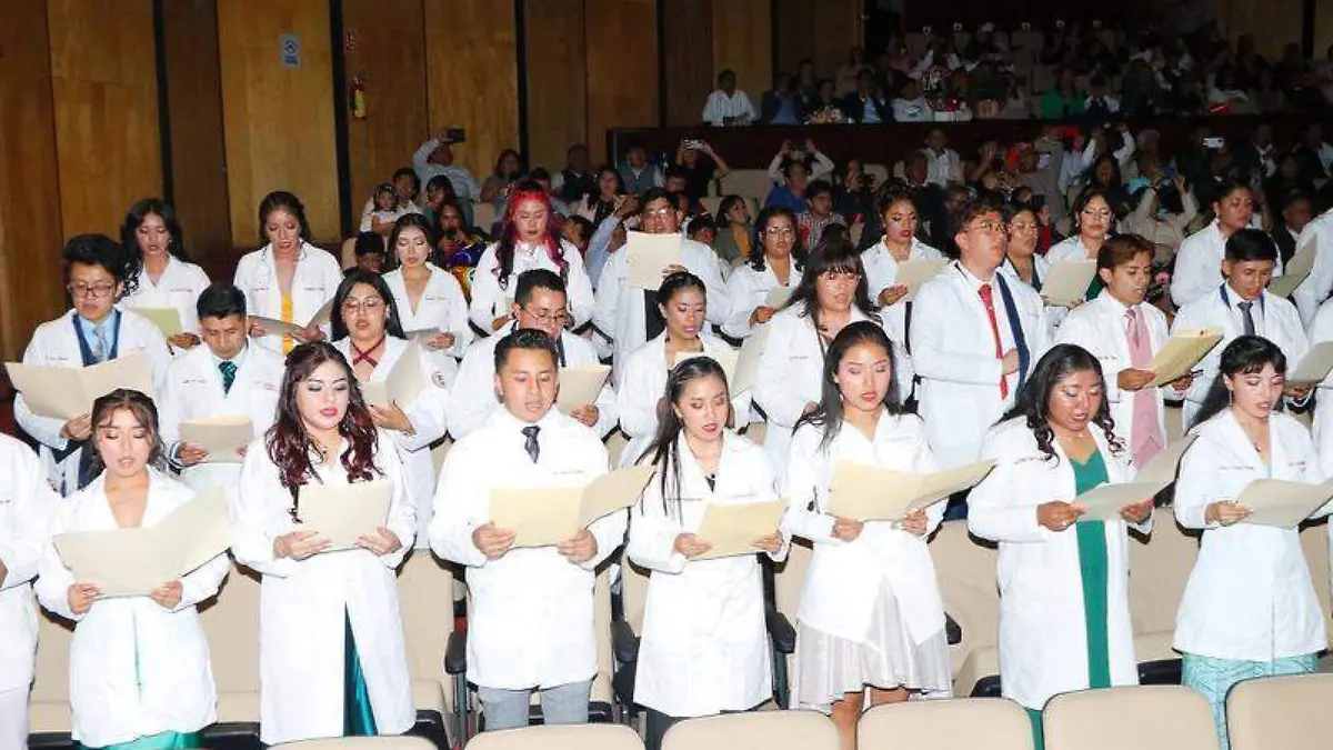 egresados uatx química clínica 1